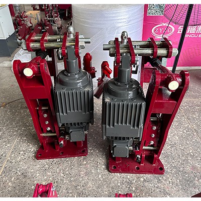 電気油圧ディスクブレーキ6